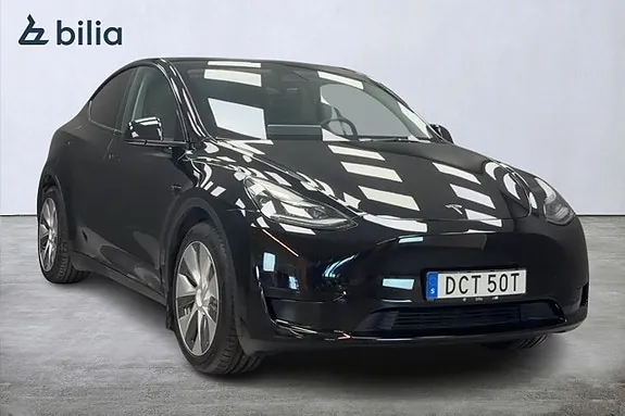 Tesla Model Y 2023 photo 2