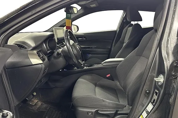 Toyota C-Hr 2019 photo 3