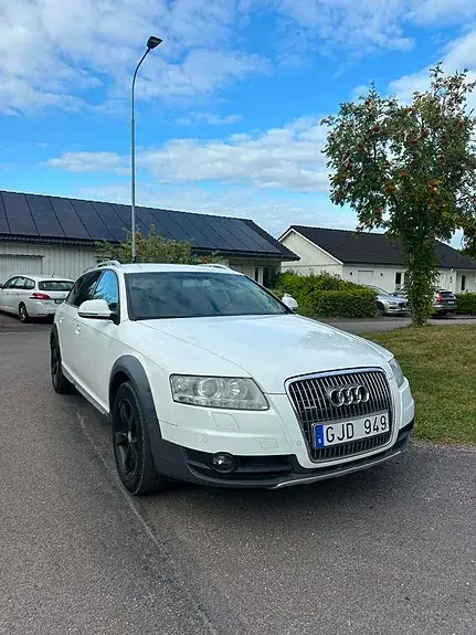 Audi A6 Allroad 2011 photo 2