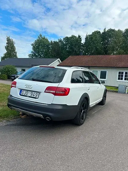 Audi A6 Allroad 2011 photo 4