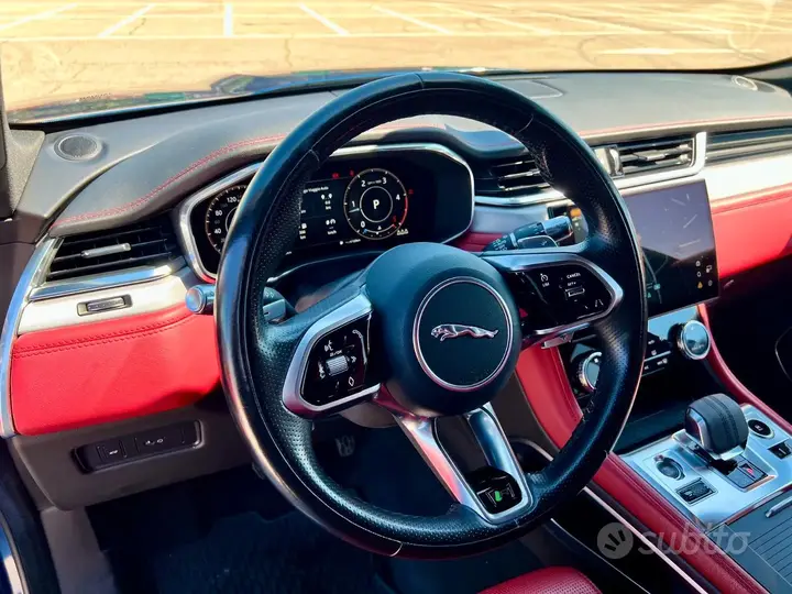 Jaguar F-Pace 2021 photo 5