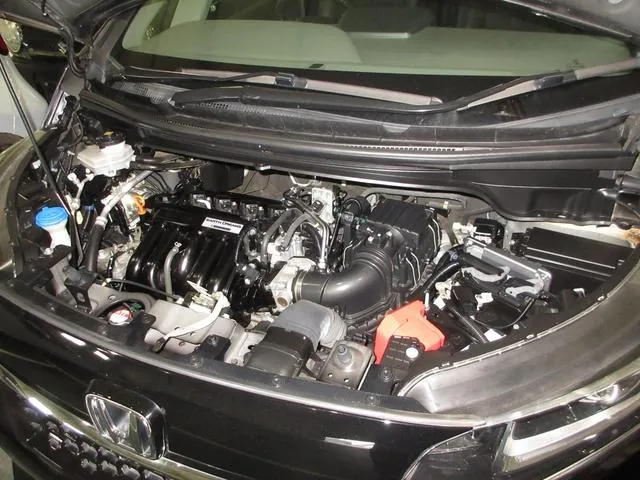 Honda Freede Hybrid 2021 photo 3