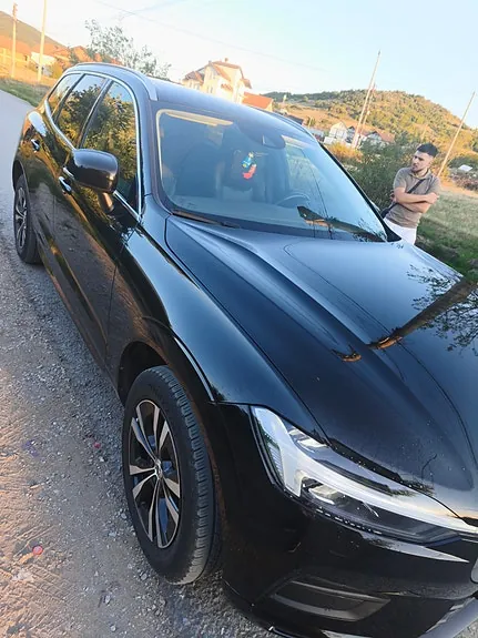 Volvo Xc60 2021 photo 2