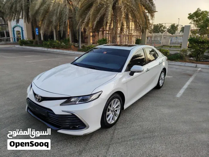 Toyota Camry 2023 photo 4