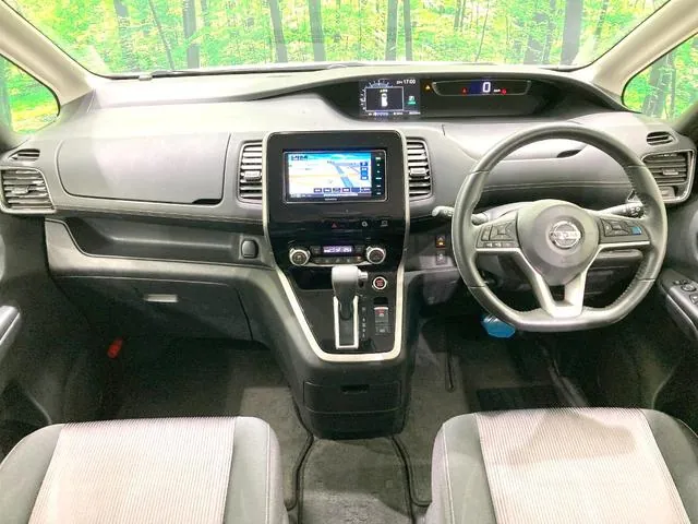 Nissan Serenade 2018 photo 2