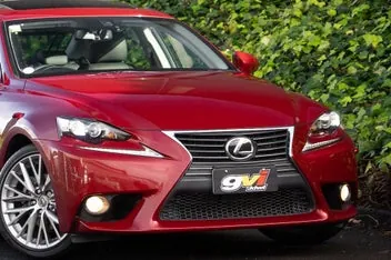 Lexus Is 250 2013 photo 4