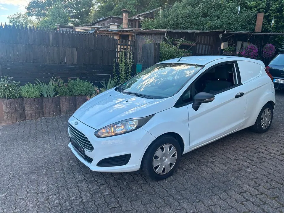 Ford Fiesta Van