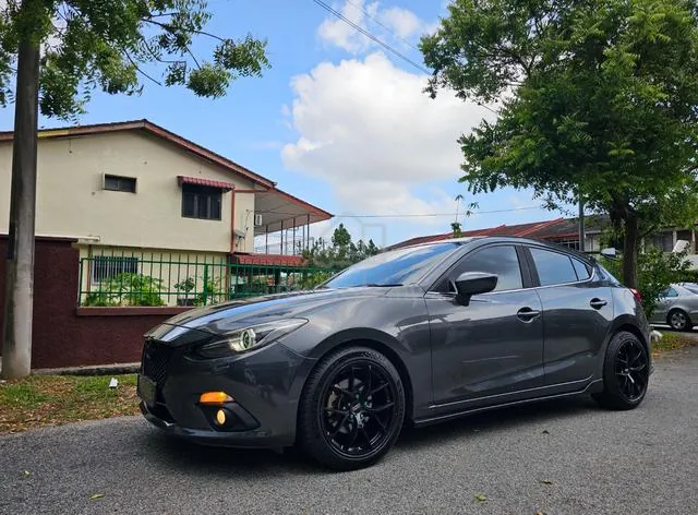 Mazda 3