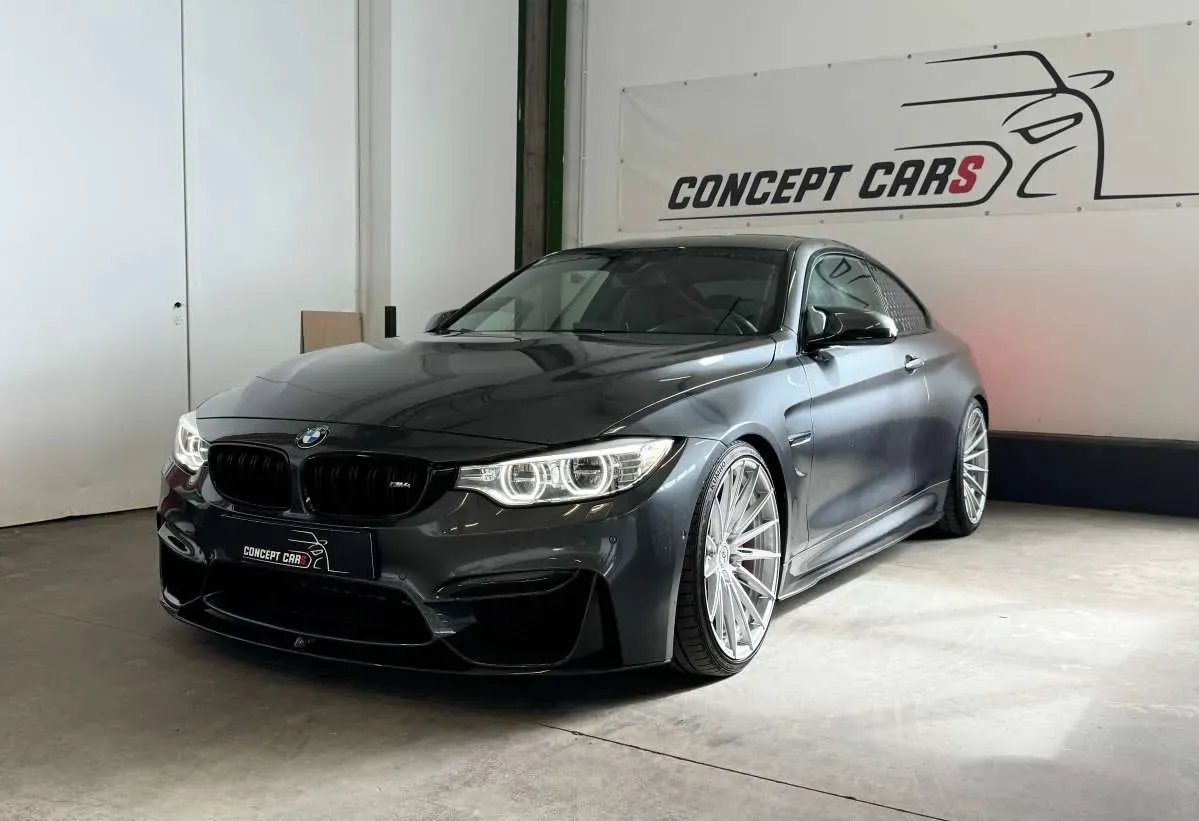 BMW M4 2016 photo 2