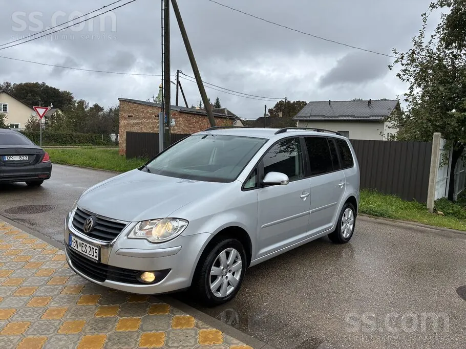 Volkswagen Touran