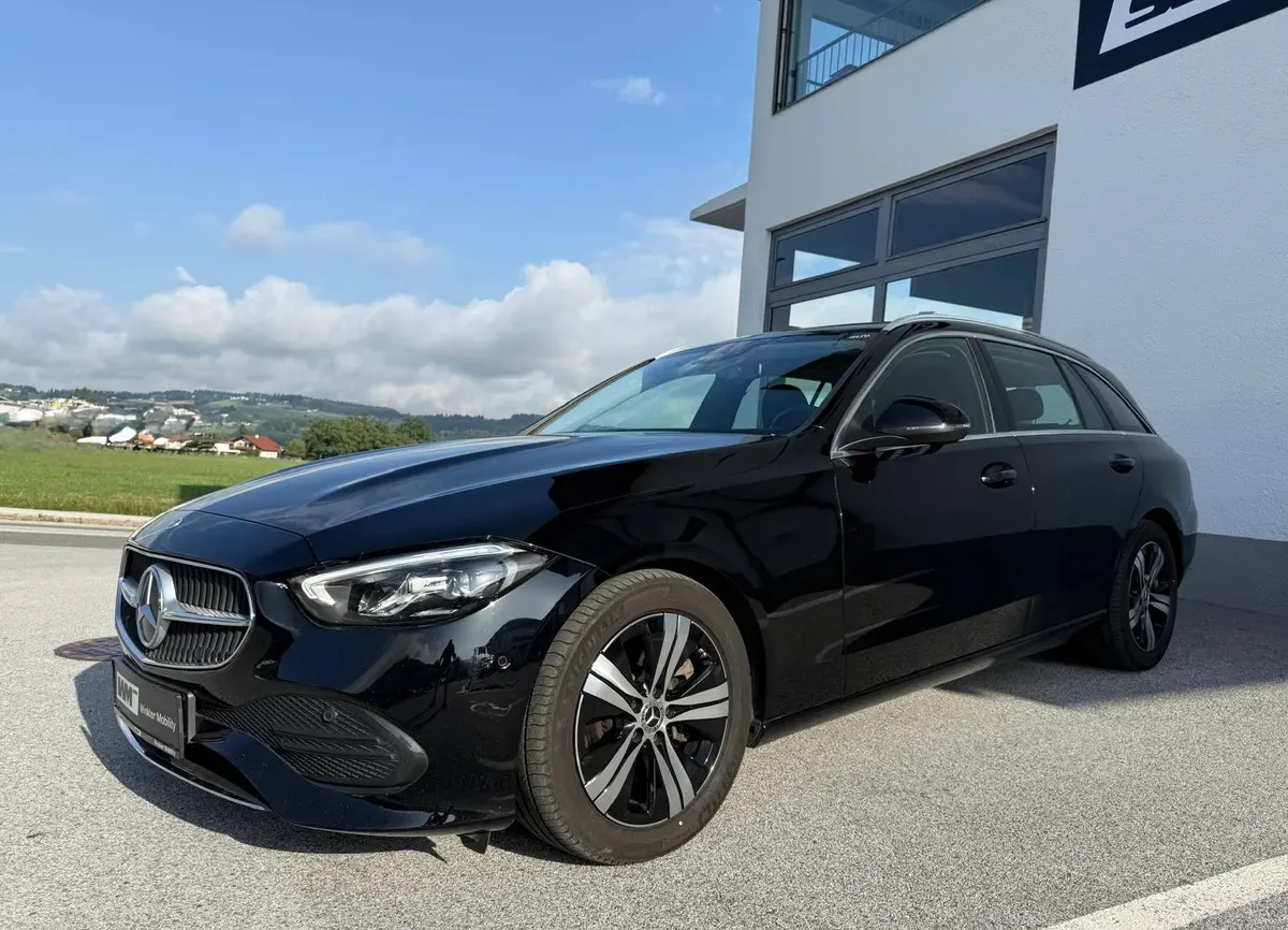 Mercedes-Benz C-Class 2022 photo 3
