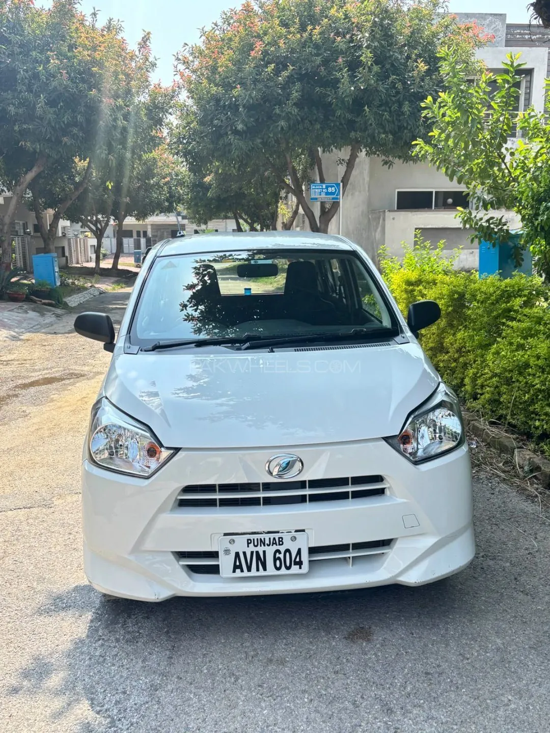 Daihatsu Mira