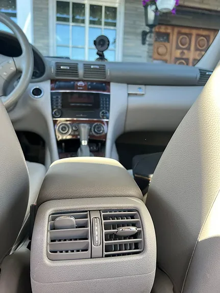 Mercedes-Benz C180 2005 photo 3