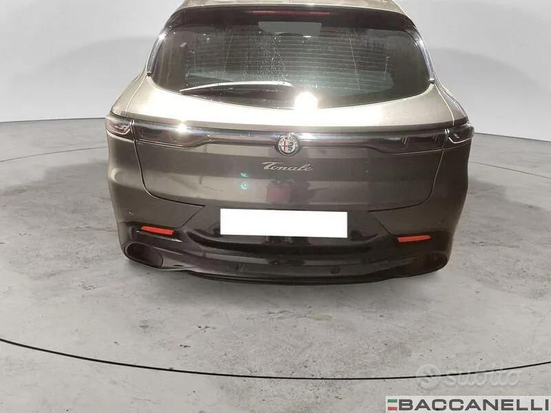 Alfa Romeo Tonale 2025 photo 3