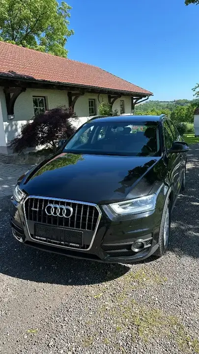 Audi Q3 2013 photo 2