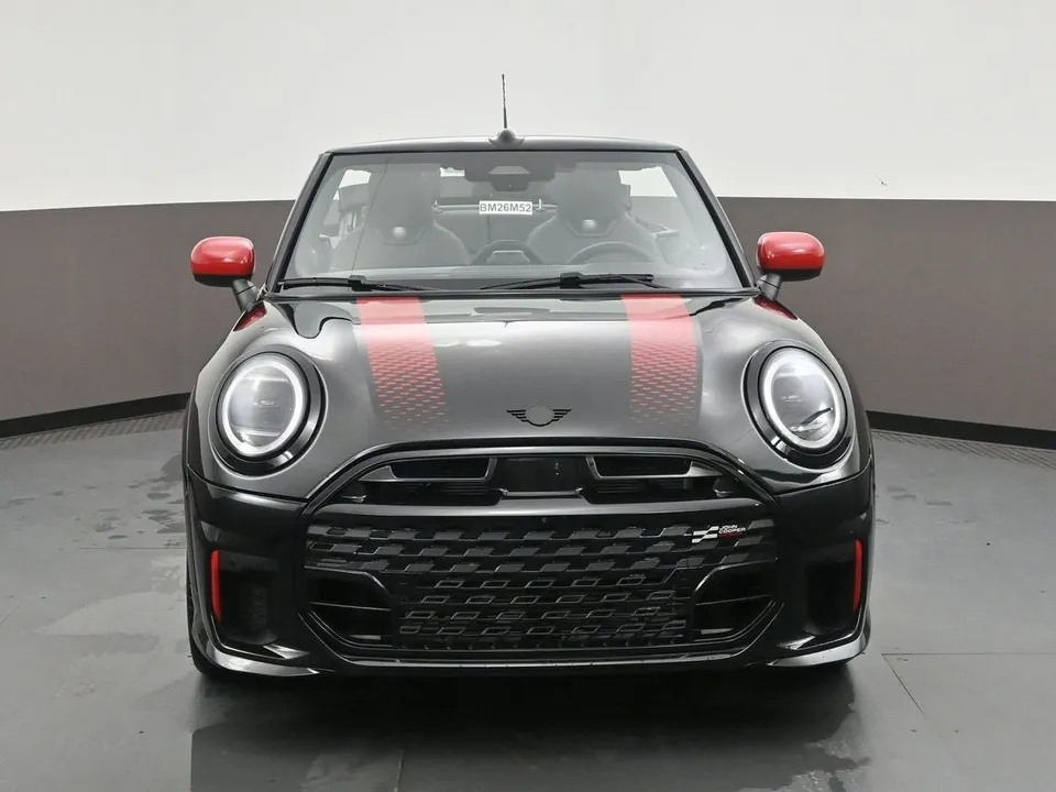 Mini Convertible 2026 photo 2