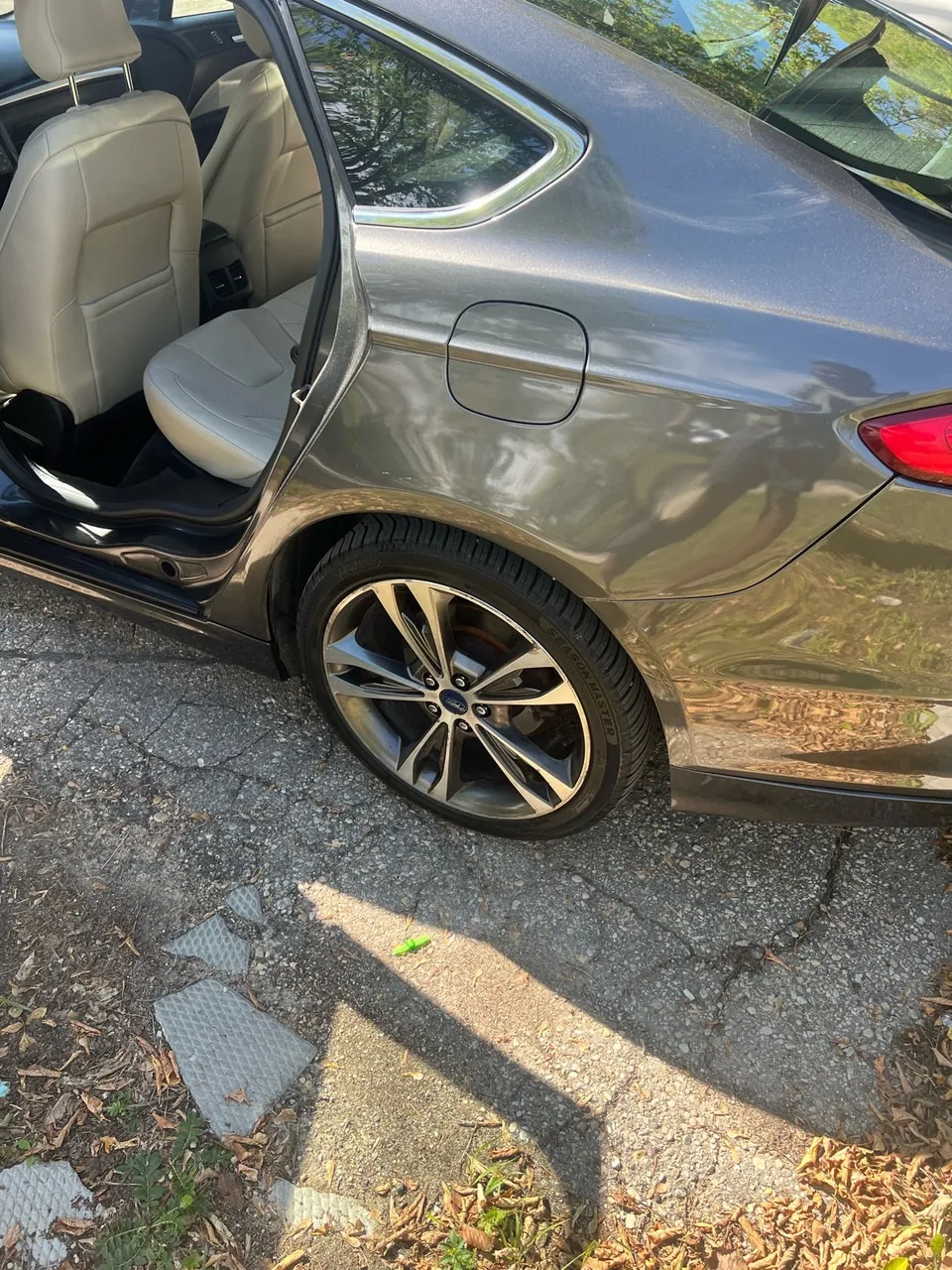 Ford Fusion 2018 photo 2