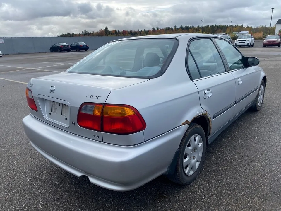 Honda Civic 2000 photo 4