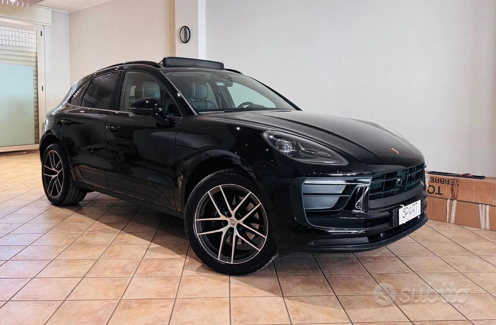 Porsche Macan 2024 photo 2