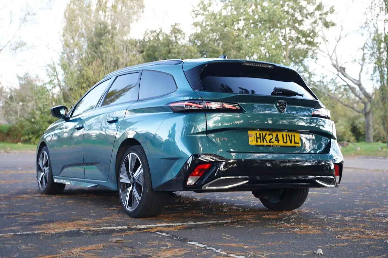 Peugeot 308 2024 photo 3