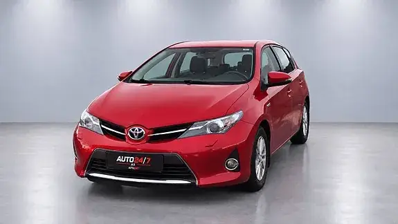 Toyota Auris 2015 photo 5