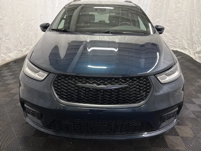 Chrysler Pacifica 2022 photo 5