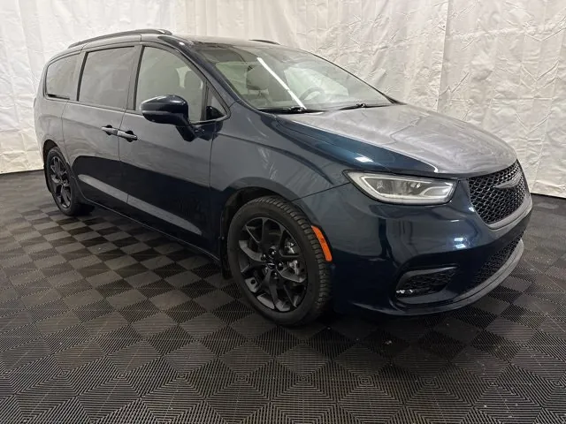 Chrysler Pacifica
