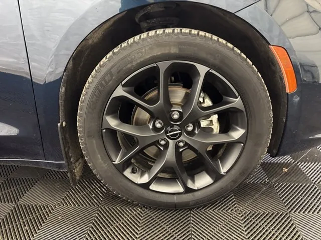 Chrysler Pacifica 2022 photo 4