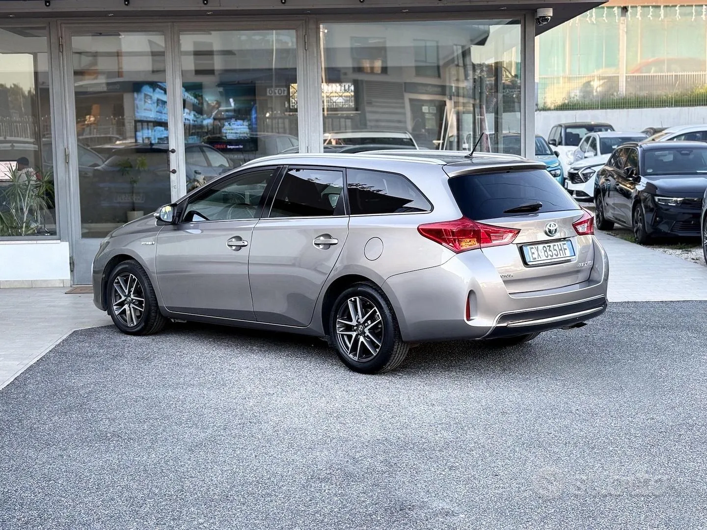 Toyota Auris 2014 photo 4