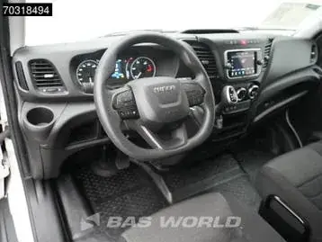 Iveco Daily 2023 photo 3