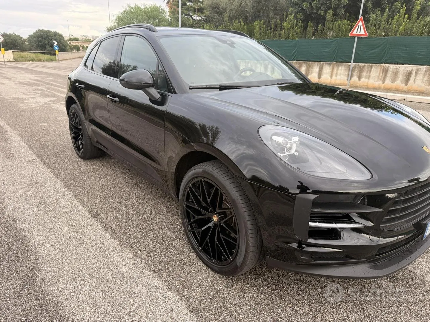 Porsche Macan 2021 photo 2