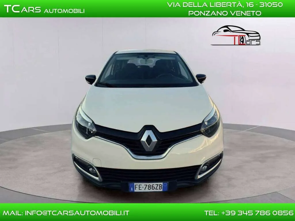 Renault Captur 2016 photo 2