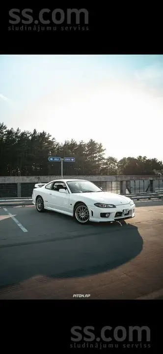 Nissan Silvia S15