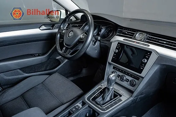 Volkswagen Passat 2018 photo 5