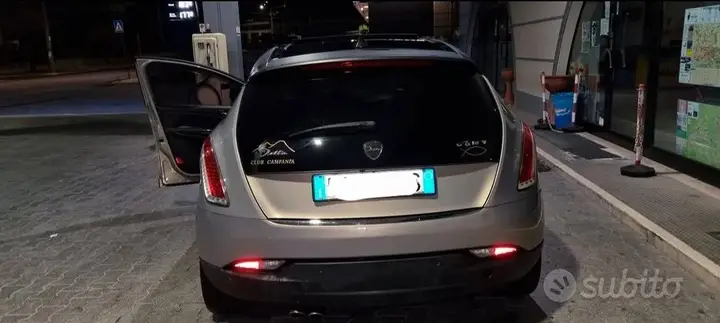 Lancia Delta 2011 photo 2