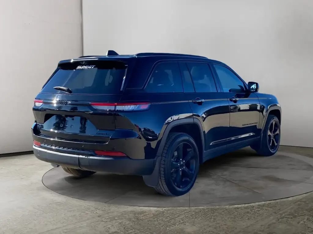 Jeep Grand Cherokee 2023 photo 5