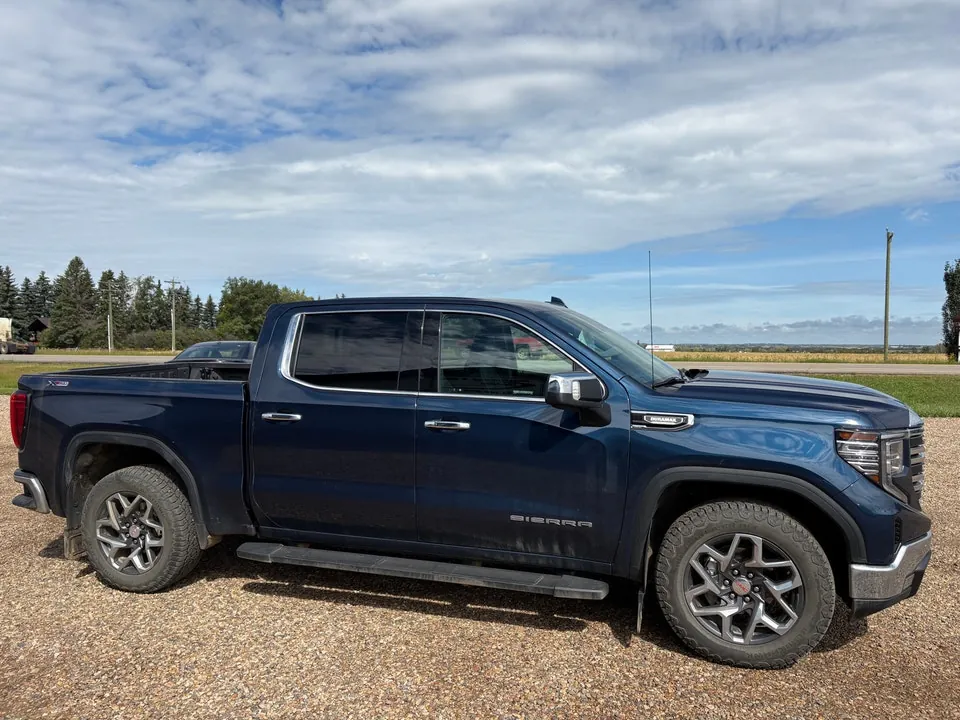GMC Sierra 1500 2023 photo 4