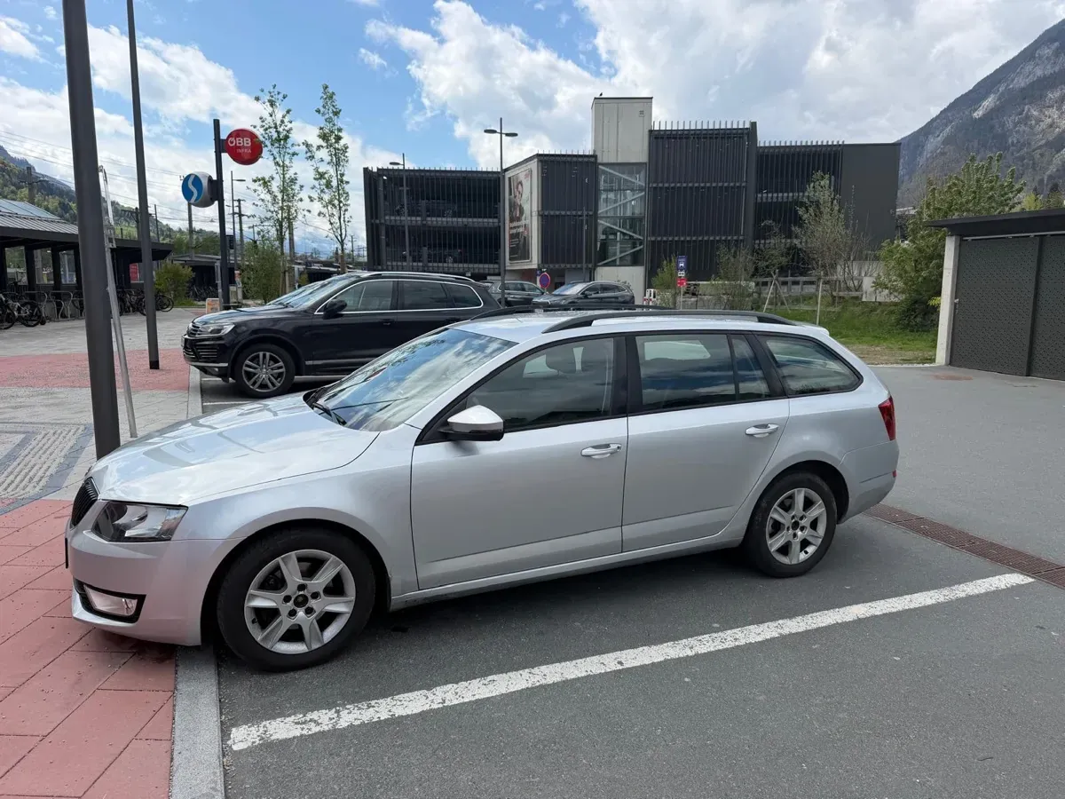 Skoda Octavia 2015 photo 3