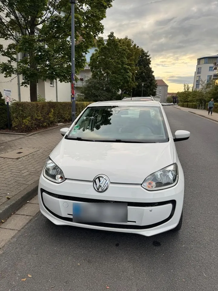 Volkswagen Up