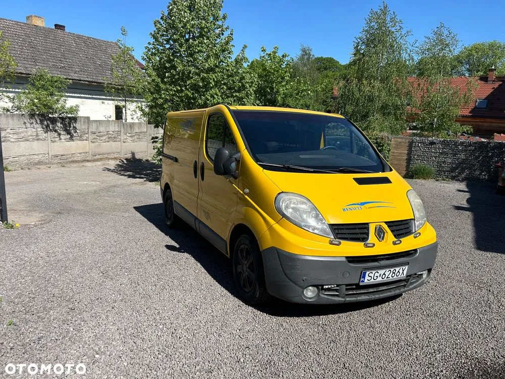 Renault Trafic 2009 photo 2