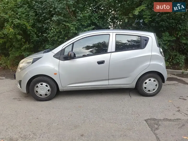 Chevrolet Spark 2010 photo 5