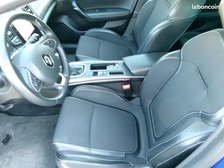 Renault Megane 2022 photo 3