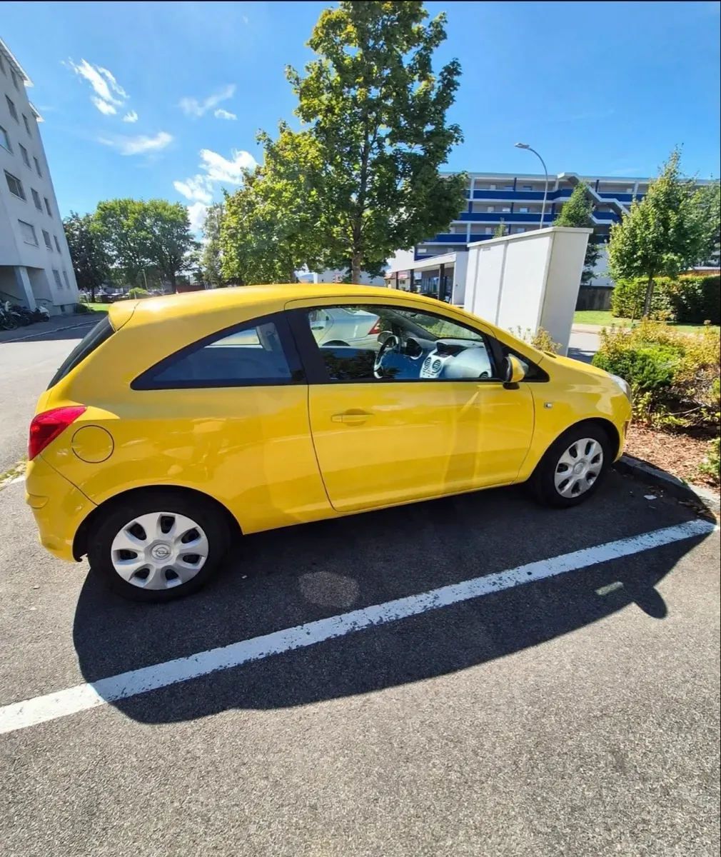 Opel Corsa 2014 photo 2