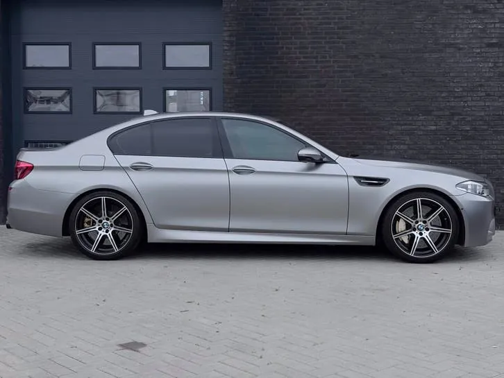 BMW 5-Serie M5 2014 photo 3