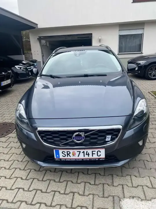 Volvo V40 2014 photo 2