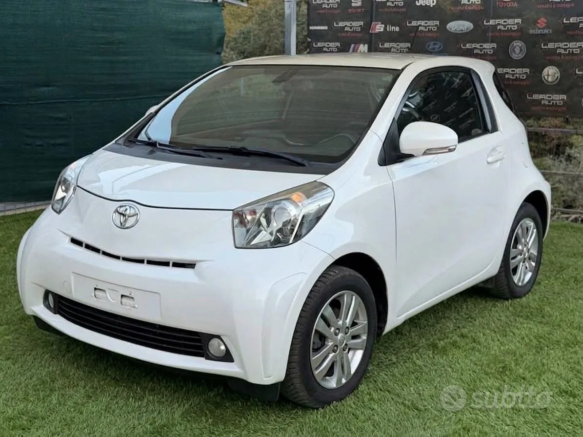 Toyota Iq 2009 photo 3