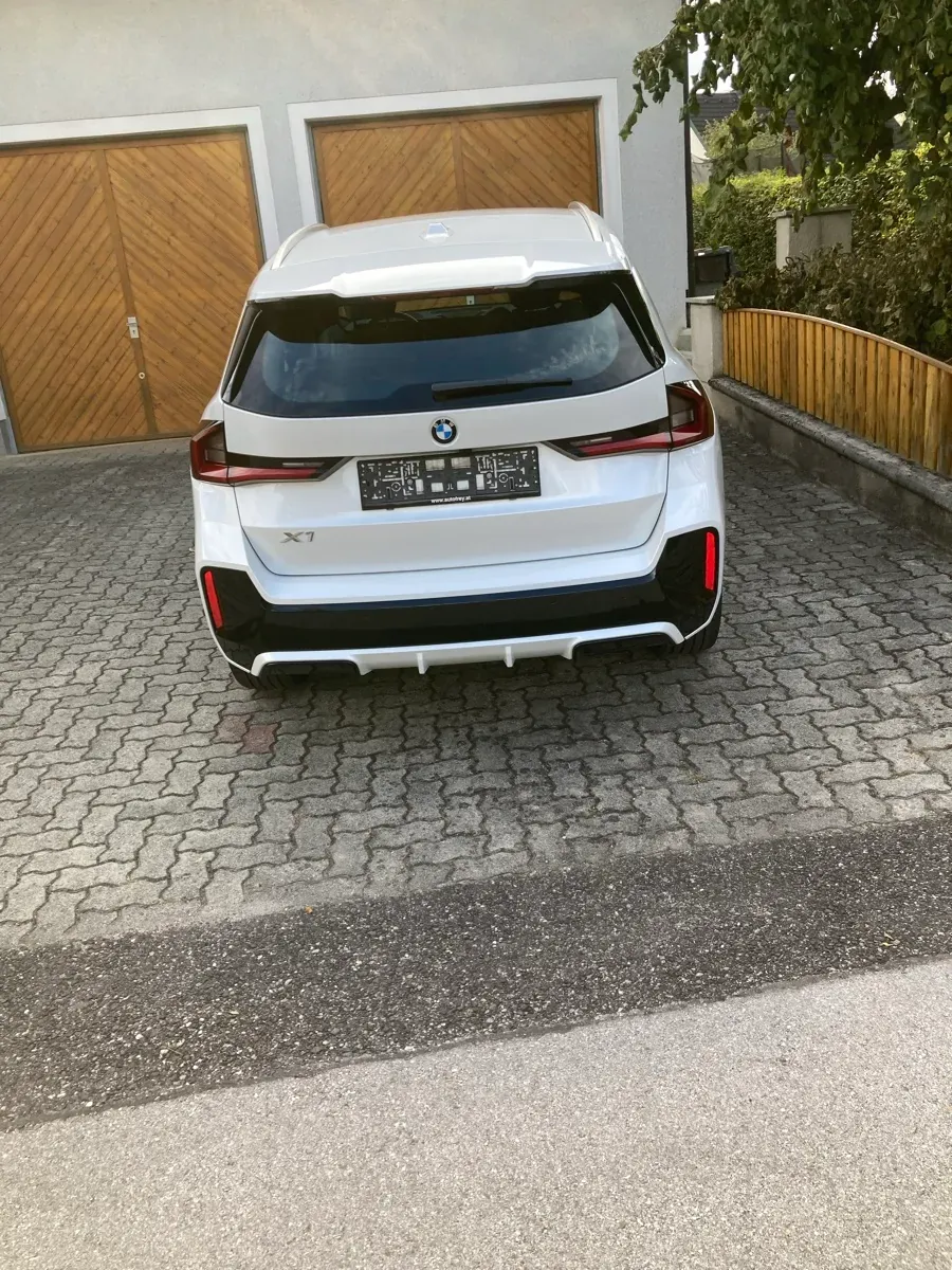 BMW X1 2023 photo 3