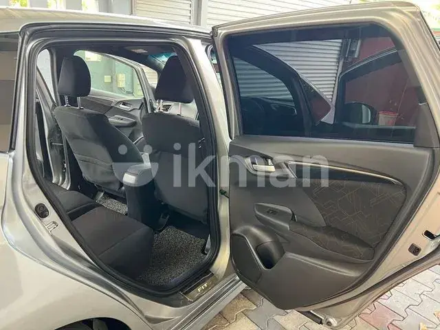 Honda Fit 2015 photo 4