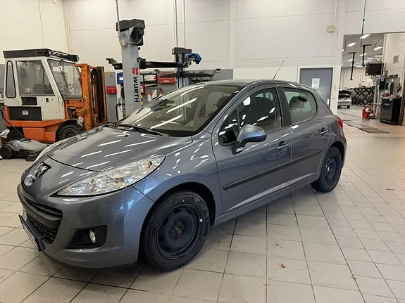 Peugeot 207 2010 photo 2