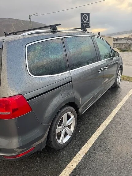 Volkswagen Sharan 2012 photo 4